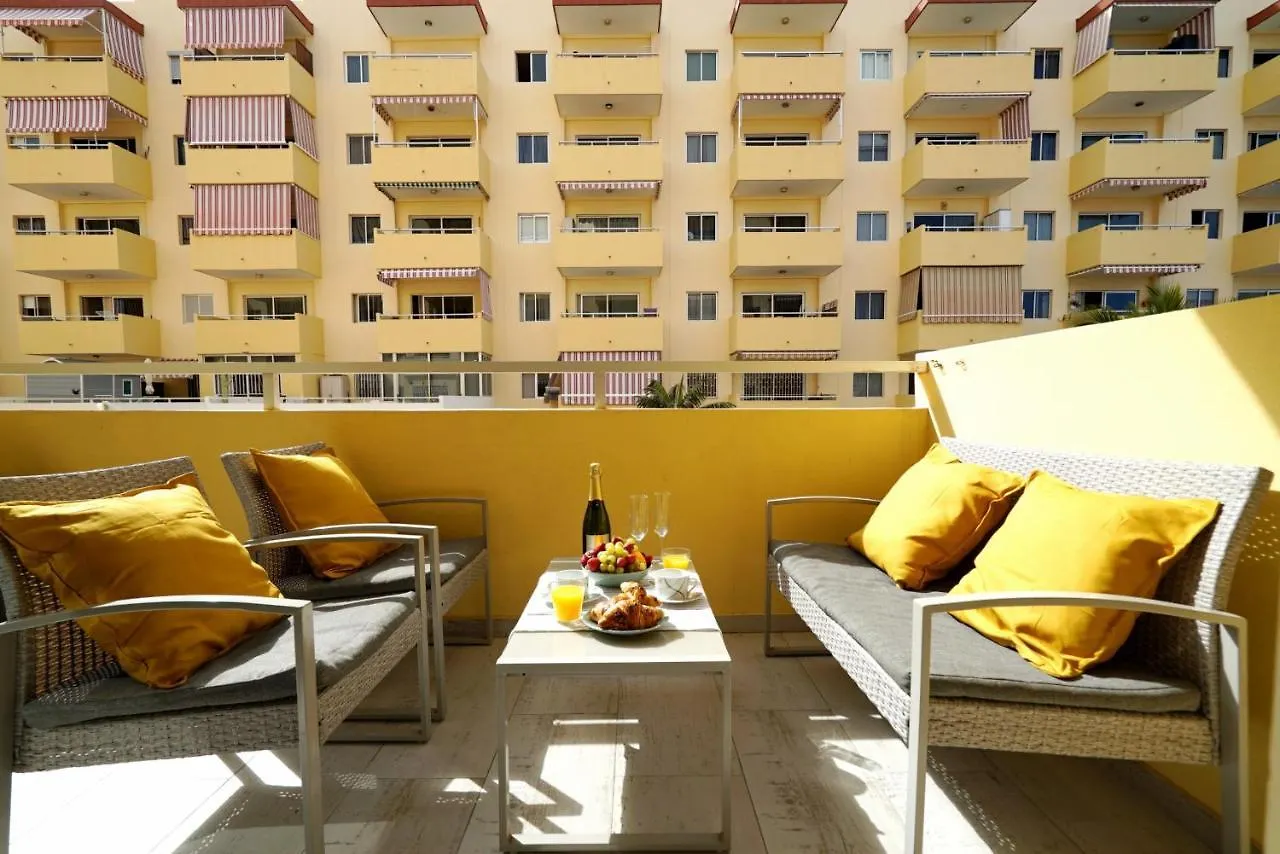 Apartment In Central Los Cristianos 0*, Los Cristianos (Tenerife)