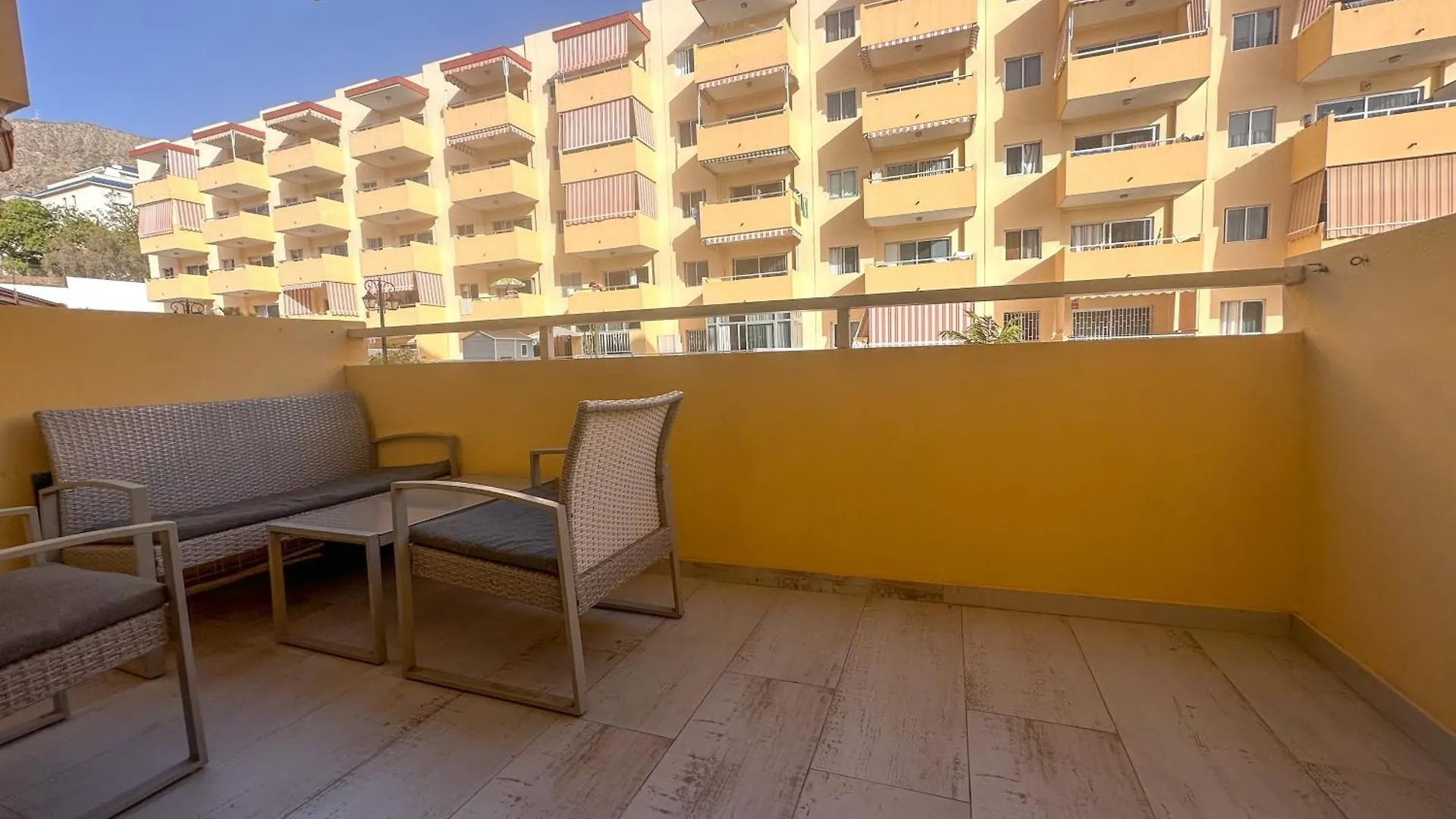 Apartment In Central Los Cristianos