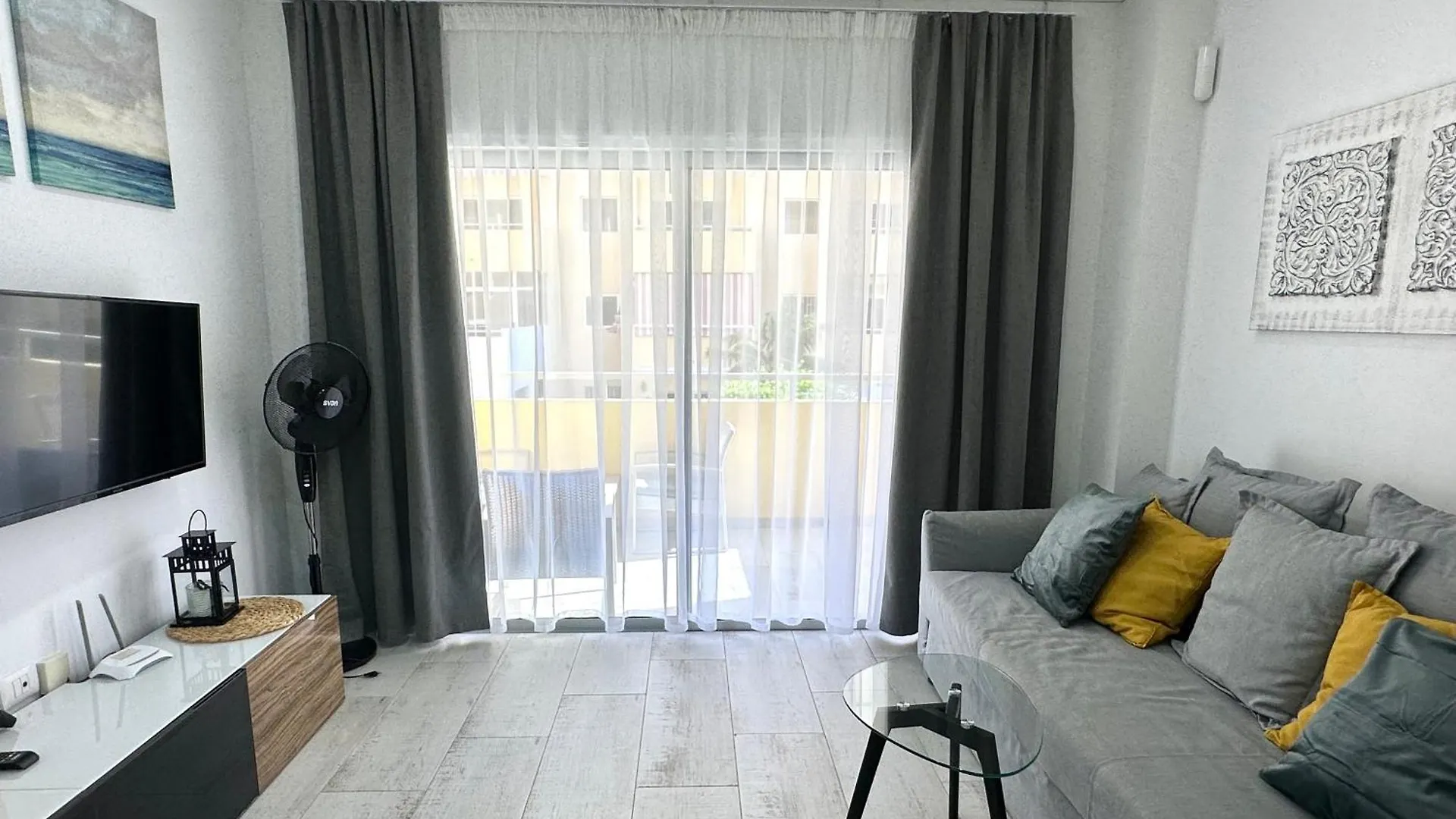 Apartment In Central Los Cristianos Los Cristianos (Tenerife)