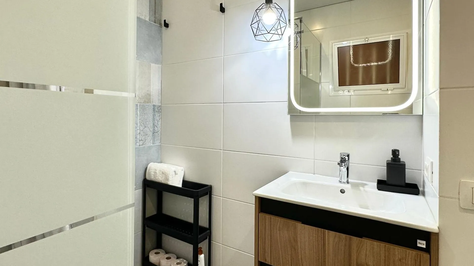 Apartment In Central Los Cristianos 0*, Los Cristianos (Tenerife)